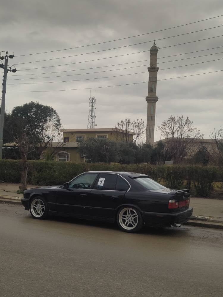 بـیئێم عـلوج   1992 
520 گێڕ عادی مەکینەی سفرە 
نە دوڵەک نە بوغار ماشەڵای ئەوێ 
سەیارەکە کامل M مە
لایت ئەڵقە و زینۆن 
ئیشارەت زینۆن 
چوار ویل و تایەی M18 دوو سایزی لە ژێرە 
پێش و دوا کەپسە 
سەیارەکە هەتا حەزکەی جوانە و پاکە 
شوێن شارەزور 
سعر .  25 گەڵا و مەعمەلە 
ڕەحمەت و لێوێ جوان بیخوێنۆ 
قیست و قەرزم نیە . السليمانية, العراق


**إذا كنت صاحب هذا الإعلان وتريد حذفه لأي سبب، رجاءا أرسل رسالة إلى الدعم الفني**