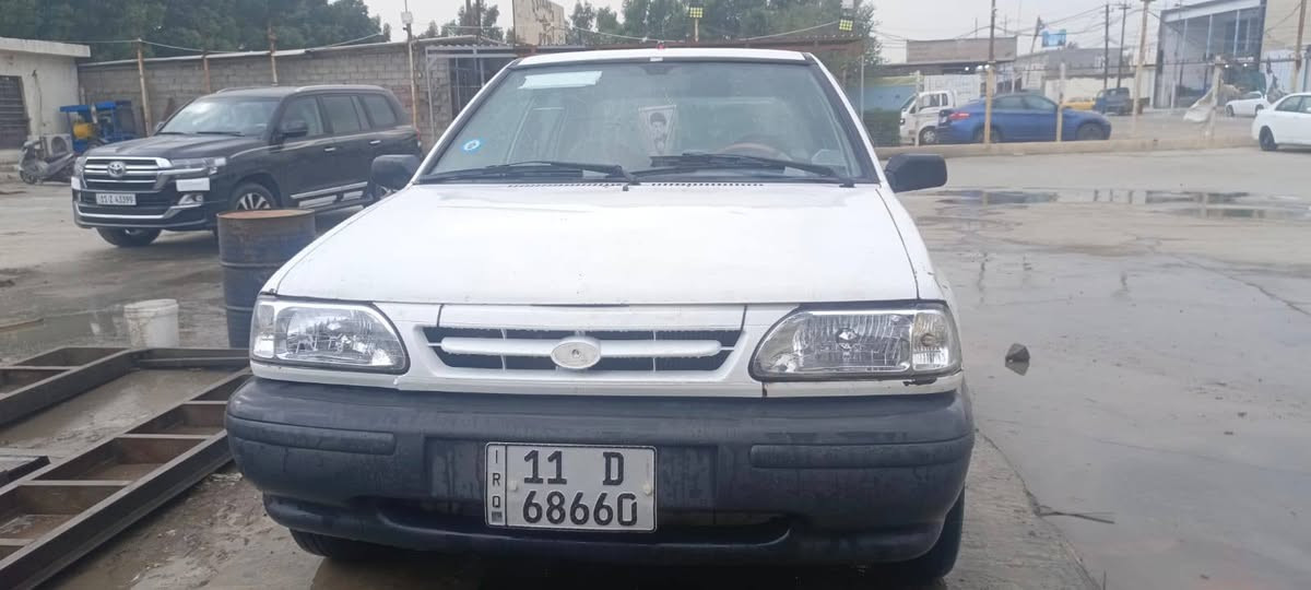 يالله سايبه موديل 2010سياره بلاديه فقط جاملغ الرقم  بغداد بيع مستعجل السياره حلوة السعر 31 وبيهه مجال رقم الهاتف ***********
