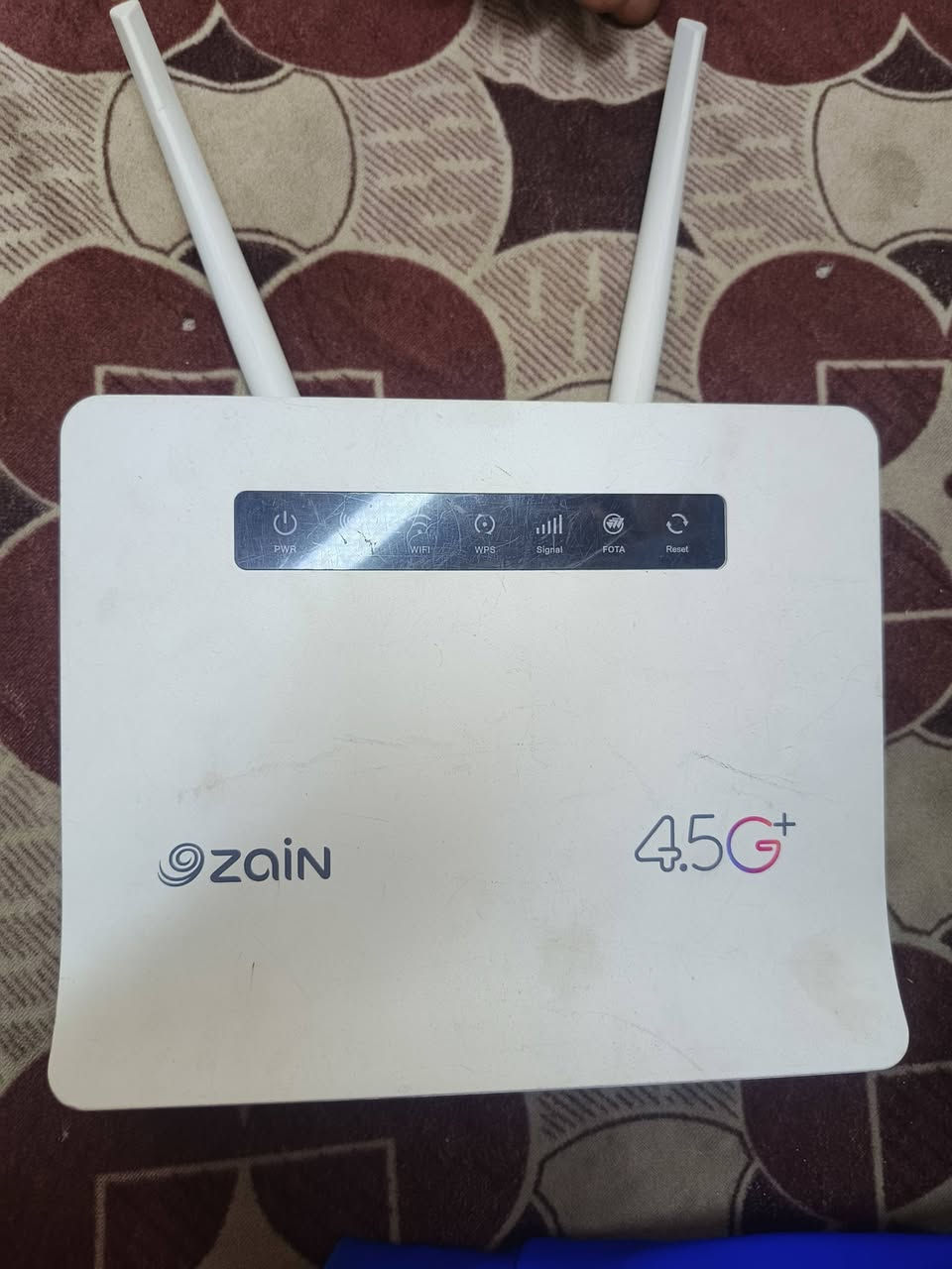 راوتر للبيع سعره 30 الف مكاني بغداد سيديه ***********
