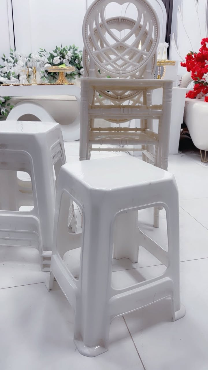 كراسي وطبلات للإيجار 
سنتر لمسات للكوشات والهدايا
العزيزية/قرب فلكة انس /مجاور مصور يحيى
***********
***********
