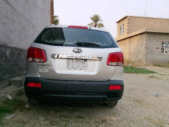 السلام عليكم 
للبيع او مراوس بارخص 
سورنتو 2011 خليجية اربعة سلندر سبعة راكب بيها قطعتين صبغ الجامرلغ والباب خلف السائق البنيد بلادي بس مفتوح لا مصبوغ ولا مبدل 
مكاني بعقوبة 
السعر 138 وبيها مجال ***********
