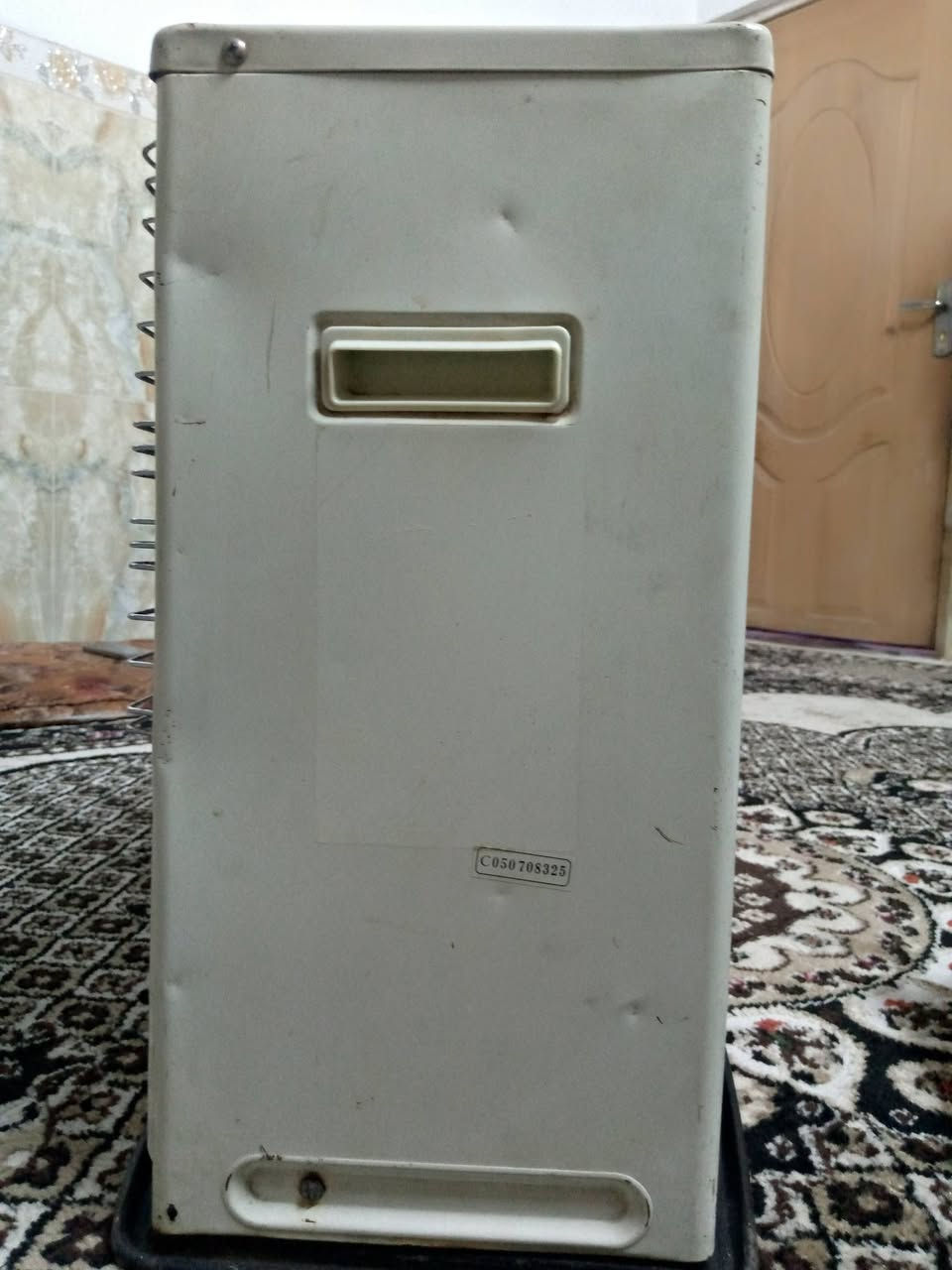 صوبه كيرونة للبيع السعر 65 وبيها مجال الاستفسار والتواصل على هذا الرقم ***********
