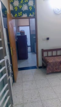 شقه مؤثث للايجار عوائل او طالبات السعر ٥٠٠الف مع السحب الموقع الدوره ا...