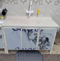 كاونتر • نضيف • استعمال قليل