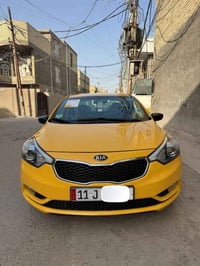 فورتي البيع موديل 2015 حادث طخه باب امامي يمنه ومصلح على كده بدون دواخ...