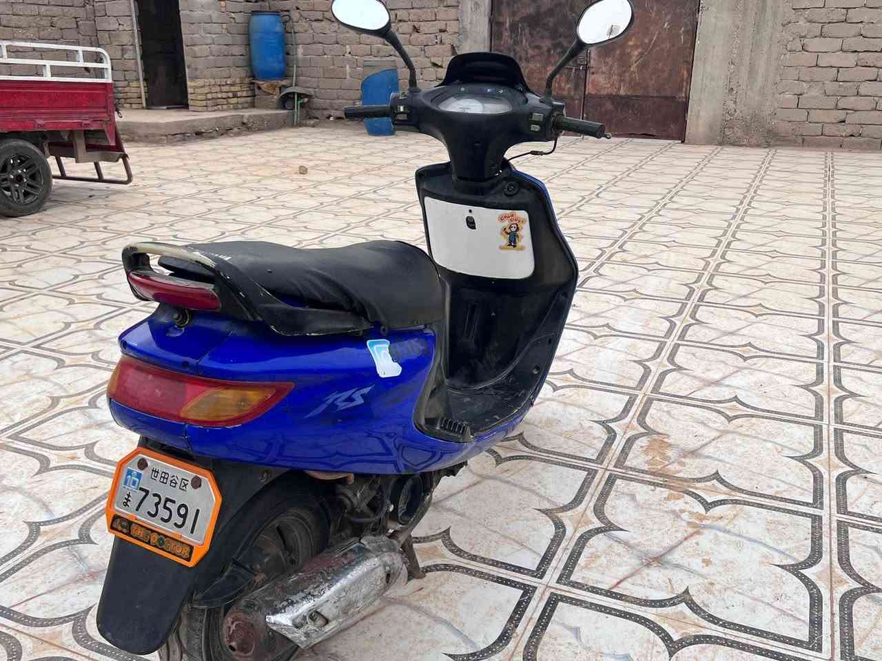 اسلام عليكم مكلف بالنشر
فراشه فحل سلف وهندر مبدل زنجيل ولفات شادلهه كلجات جدد رياضيات وباتري جديد خللها بس كابريته مرات تأخر دراجه ناعمه وحلوه مكاني القرنه ***********
