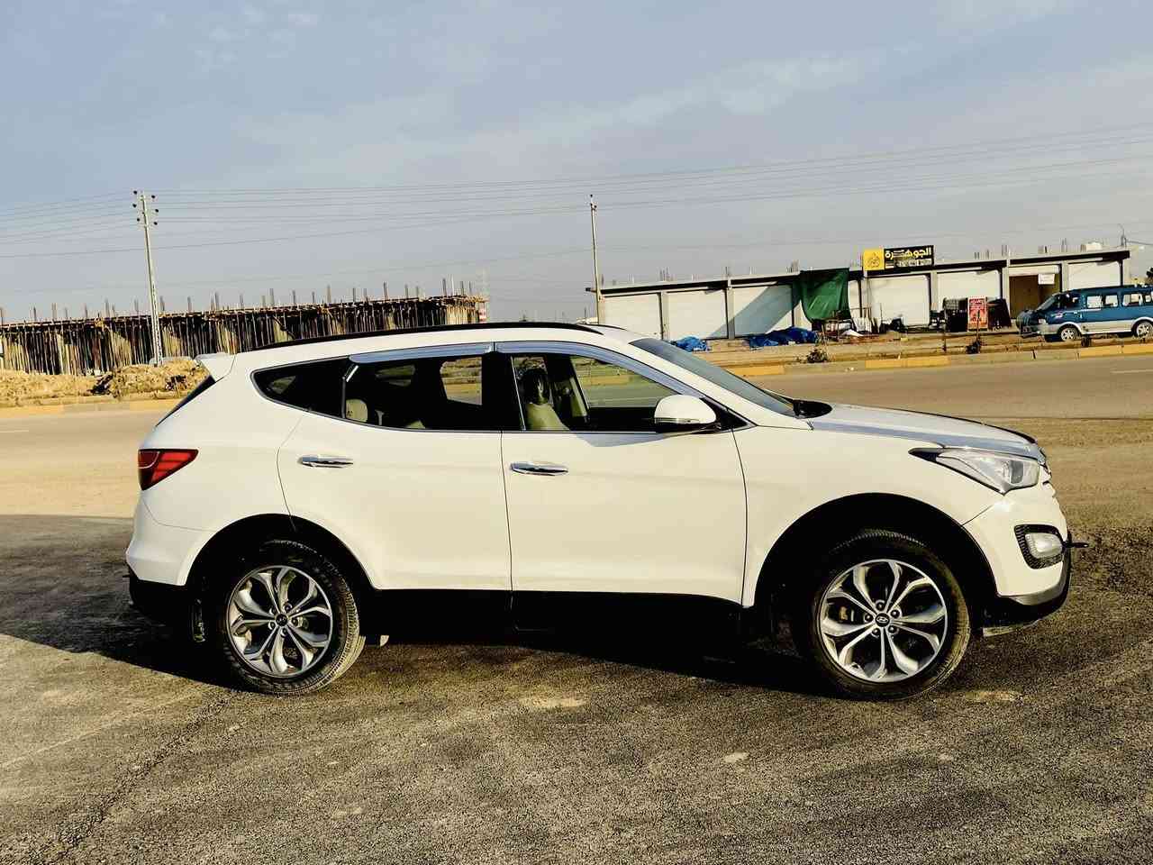 للبيع أو الامراوس
للأستفسار ***********
#السعر 150
سنتافي خليجي موديل 2015
مكينة دوش 2400
7راكب 
ثلاث قطع تبريد 
مري شفط 
اشاير بلمري 
ترحيب 
تخم تاير جديد 
صدر امامي خلفي جديد 
رقم اربيل تحويل ثاني يوم 
السياره بيهه ثلاث قطع صبغ بدون دواخل جامرلغ وبنيد وباب السايق
 
مكان السيارة ديالى بعقوبة
