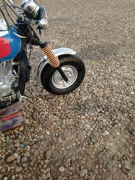 سلام عليكم ستوته دايون للبيع مكفولة كفاله عامه وراق أصولي كهربائيات شغاله 2017 سعر 1200 وبيه مجال مكاني بابل الشوملي ***********
