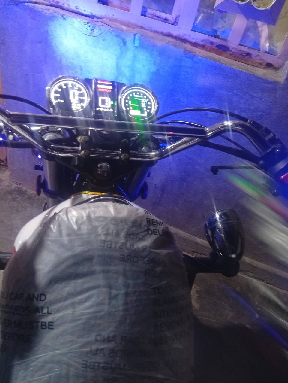 سلام عليكم ستوت للبيع 2025فول مجنبز فول مماشيه شي قليل شهر بل شارع برغي ممفتوح *********** مكانه ديالى خانفين
