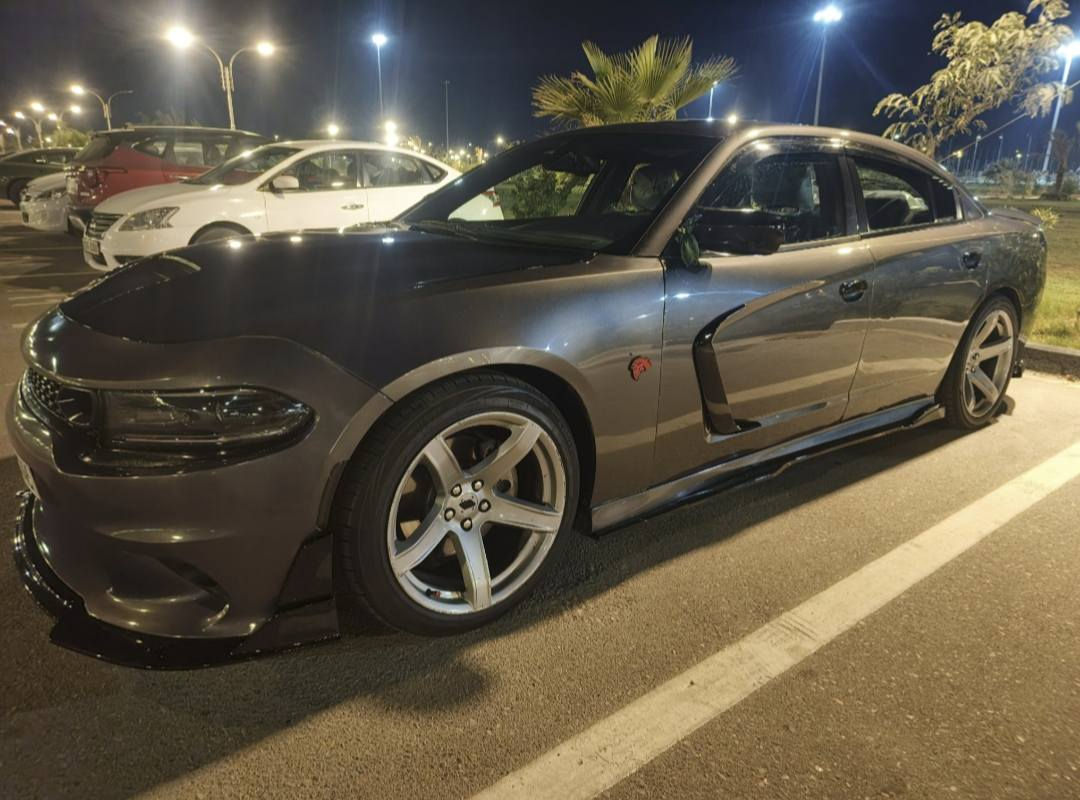 جارجر gt
مواصفات الgt المعروفه 

موديل 2021

ماشيه 29 الف حقيقي

مراوس بجارجر سكات من 19 فما فوق

مكاني بصره  بيها 4 قطع بجم

***********
