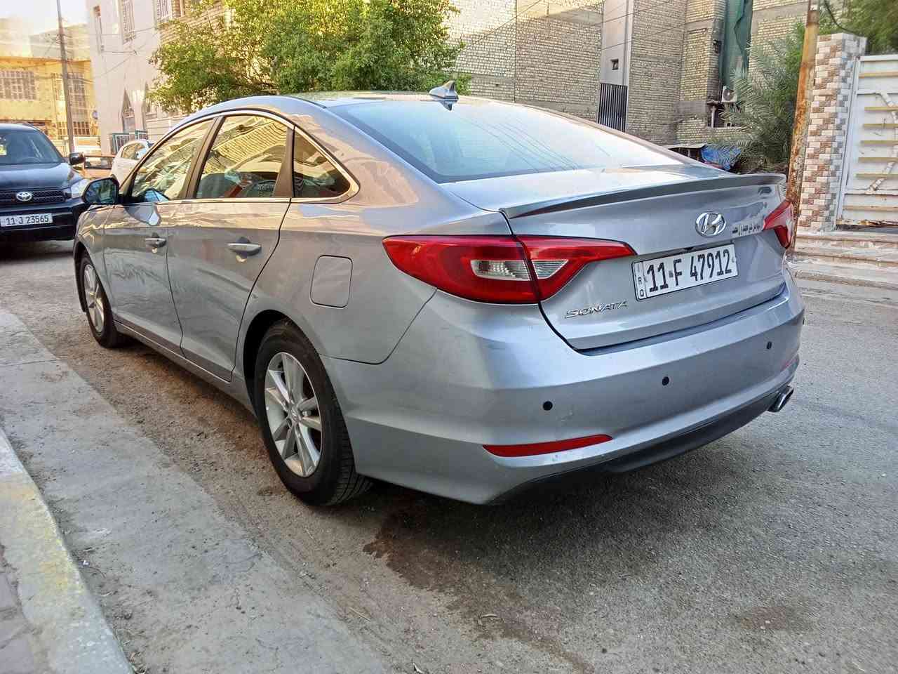 السلام عليكم
سوناتا 2016 وارد امريكي 
كير محرك مكفولات منضومة تبريد جديده تخم تاير جديد بيها قطعتين صبغ
وربع الجاملغ الخلفي اثر طخات بصيطه 
رقم نكليزي بغداد بسمي 
مكان السيارة بغداد 
السعر 94$
‏‪***********‬‏
‏‪***********‬‏

