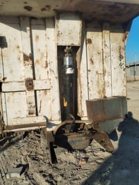 بدي جديد للبيع 5 اونص  07815584117