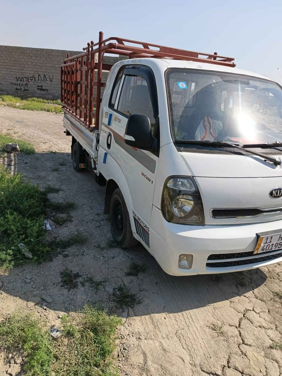 سلام عليكم كيا بنكو 2700 لا طربه ولا تبديل بيه فقط دعاميه مبدله مكينه كير اكسل تخم تاير محجر تفصال بوري سنويه بسمي تحويل ثاني يوم فقط تبريد نقص سعره 120ورقه  مكاني بغداد تقاطع درويش *********** موديل 2018
