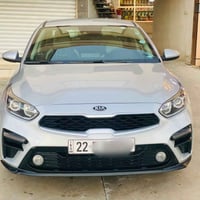 كيا فورتي 2021 وارد امريكي محرك 20 بخاخ اللون سلفر  للاستفسار 07703773...