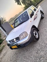 نيسان بیکاب • ٢٠١٢ • دار بنديهكان