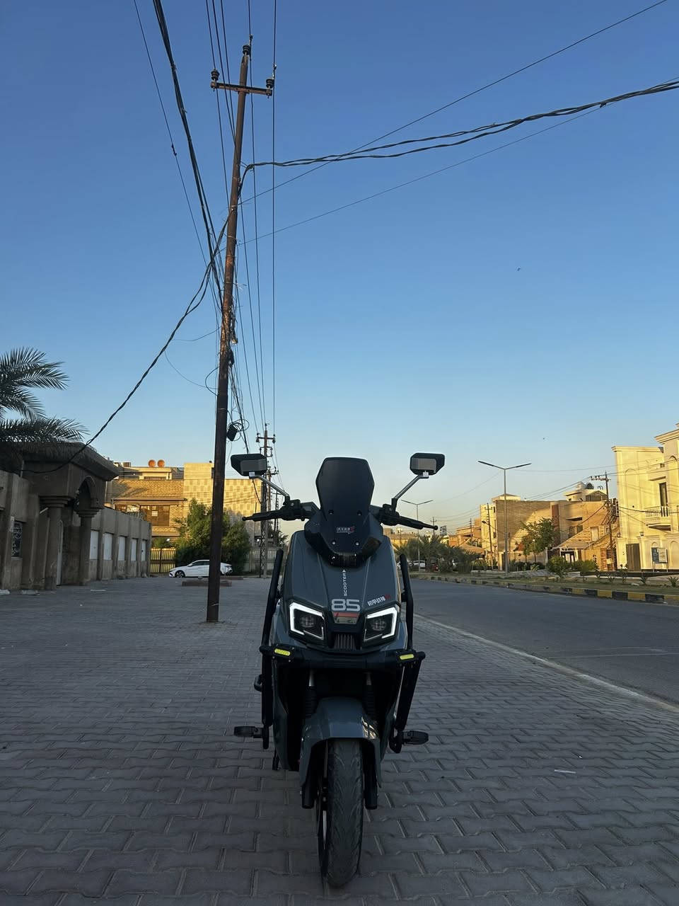 سلام عليكم صاعقة موديل2026 فول مواصفات درع من دبل اشارة ترجع بك فول مواصفات صارلي من ماخذها 3اشهر الدراجه بعده جديدة ومماشية هواي والدراجة مال بيت على كد المسواك والصمون الدراجة مكفولة من كلشي والدراجة اخت الزيرو بطارياته 6 مسطرة كرافين لد اسد هاي بطارياته حاله حال الليثيوم تمشيك بل75كيلو حقيقي السعر 880 وبيه مجال بسيط الدراجة ماخذها بمليون و350 نقدد وكلشي بفلوسه اكو نفسه بمليون وب900 بس هاي تختلف بطارياته كرافين مسطرة لد اسد ومكاني بالغزالية بشارع المشجر للتواصل على الرقم ***********
