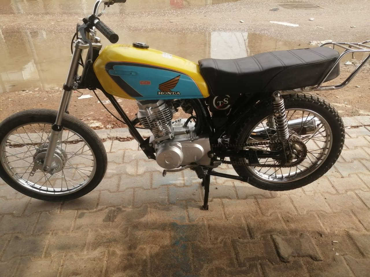 السلام عليكم دراجه نامه  تعمير 2025 دراجه جديده السعر 400 قفل قفل قفل مكاني بصره هذا*********** رقمي بواتساب
