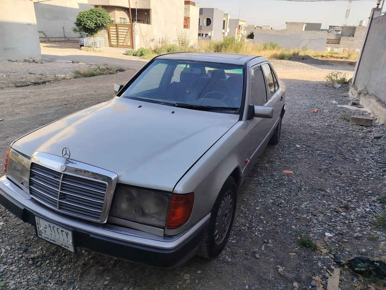 السلاموعليكم مارسدس البيع موديل ٩٢ مكينه محورها مال ونجي السياره بسمي اني الشرعي السعر٢٨ ايعوزه اشوياترتيب الداخل الستفسار***********
