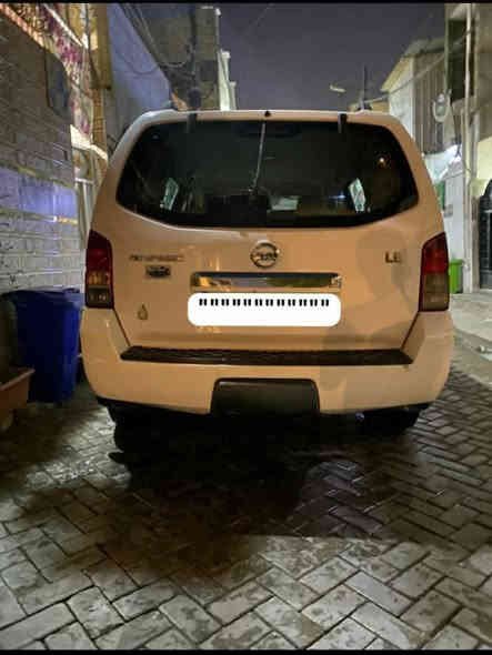 نيسان بافندر  موديل  ٢٠١١  مكينه  جديده  حاويه  صار  شهرين  شادهه  تخم  تاير  صدر  خير  من  الله  باتري  جديد  سنويه  لغاية  ٢٠٢٧  رقم  انكليزي  دولي  السياره  بأسمي تحويل  ثاني  يوم  السعر  ١٠٥  ورقه  وبيها  مجال  موبايل  ***********  بغداد مدينة  الصدر
