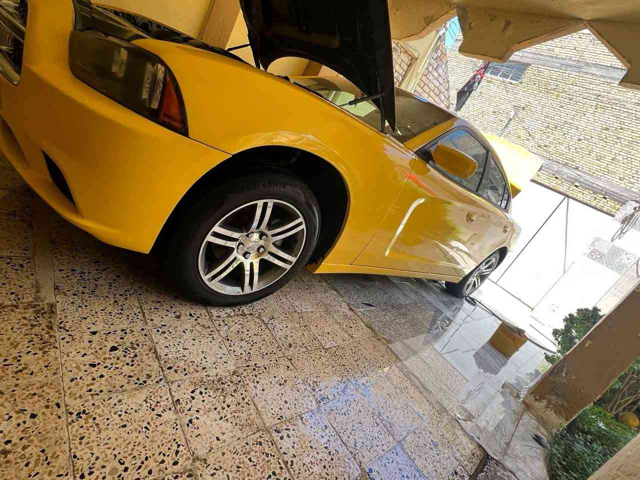 السلام عليكم
جارجر ٢٠١٢ اصل
رقم بغداد انكليزي بأسمي
شاشه جبيره كامره
كير ماوس
وكشنات جلد كهرباء
ويل كب ١٨ خليجي
مكينه ٣٦٠٠ شرط
كير شرط
تخم تاير وباتري جديد شرط
حداديه اماميه جديده
حداديه خلفيه وكاردن موديل حديث
تو ويل اصل
صبغه جديده
تبديل بنيد فقط بدون دواخل
سياره جاهزه للأخير
خطها كوت بغداد مصفره هيئة ومرور
سعر ١٥٨ وبي مجال بسيط للشراي
مكاني بالكوت مركز المدينه
وبيهه سونار ورغم هذه هم ابيعلك عل سونار 
للاتصال *********** او ***********
ملاحضه تشوف سعرها غالي عليك
اعبر المنشور ودعيلنا بالرزق
تحياتي للجميع
