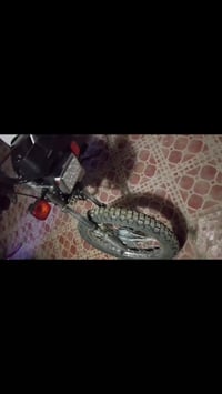 دراجه نامه لبيع مكينه اثنين وعشرين السعر 450/رقم الهاتف 07734402869/