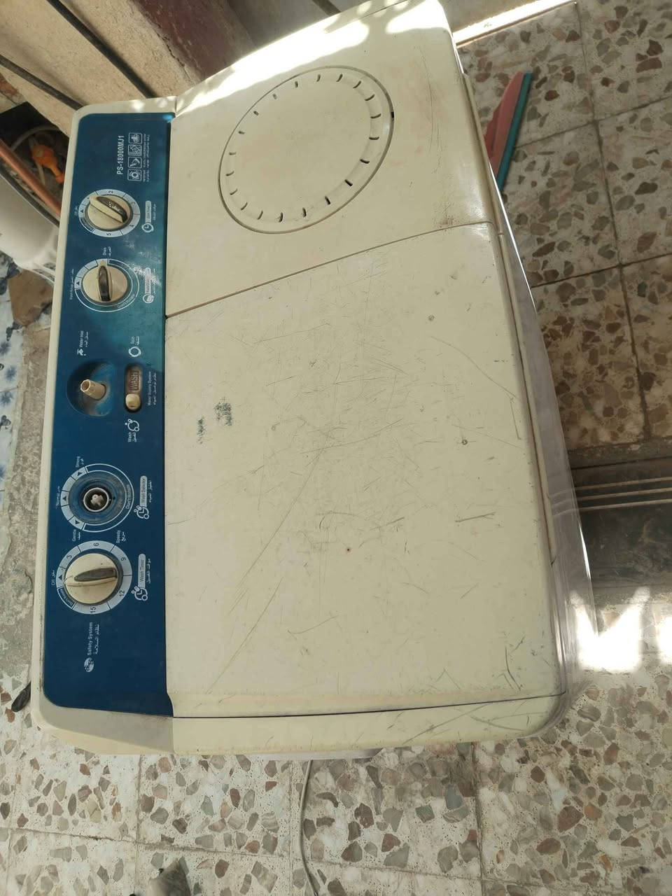 السلام عليكم غساله نضيفه للبيع شغاله غسل وتجفيف شرط ع الفحص حجمه 18كيلو سعره 65وبيه مجال مكان حله حي المهندسين للا استفسار *********** Singapore
