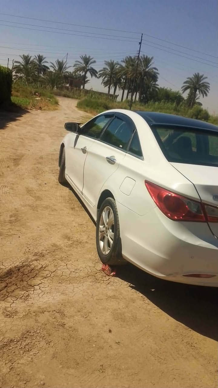 سوناتا2011خليجية رقم انباردولي الجديدمكينه 2400دوووش
فول  موافات عدا البصمه بانرامه طكتين شاشه كامره حساسات 
كشافات اشايربالمري ضررها باب الصدرمبدل وبيهامكانات صبغ جماليه اثرشخوط وطخات بسيطه ابيع حزام مكفوله لغود شواصي تكم حوض السياره جاهزه مكينه كيرتبريدثلج حداديه كهربايات تخم تايرباتري جديدالسعر90وبيهه مجال حك الجيه العنوان بغدادالمحموديه رقم الهاتف ***********/***********

