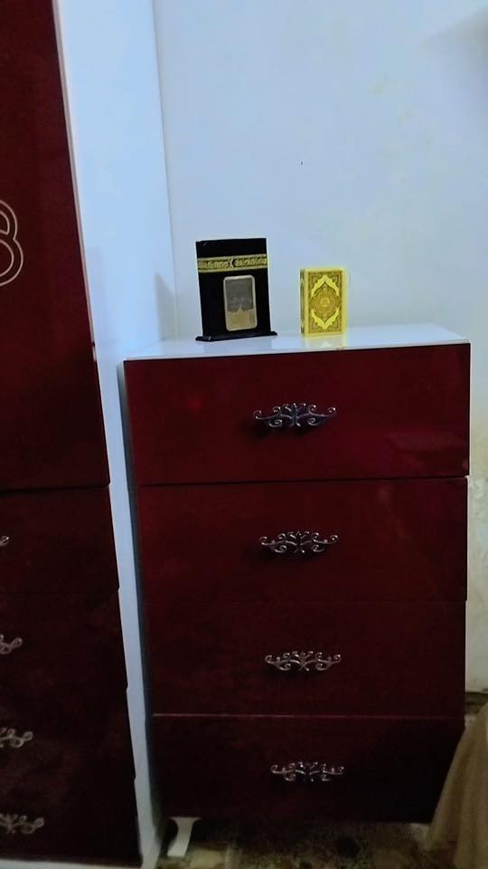 السلام عليكم
غرفة للبيع تركيه نضيفه استعمال بسيط السعر 500 وبيها مجال للاستفسار ***********
