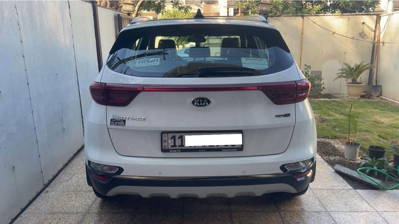 السلام عليكم ..
للبيع سبورتج خليجي ٢٠٢٠ ( جيتي لاين ) كفالة عامة 

حتى الدعاميات 

فول الفول ١/١ محرك ٢٠٠٠ دوش 

سيارة جداً نظيفة بدون اي نقص شرط الفحص 

رقم بغداد مشروع وطني سنويه ب اسمي رقم الجديد ( 11)

المواصفات :-

١- فتحة ( بنوراما ) 

٢- بصمة تشغيل + ابوب 

٣- كشنات جلد + كهرباء 

٤- بك لايت لد + لد نهاري 

٥- هند بريك بصمة 

٦- ماشية ٧٠ الف كيلو 

٧- جنطة كهرباء 

٨- شاشة كبيرة + كامرة + حساسات امامي خلفي

٩- اريل نفكيشن 

١٠- ترحيب عند الاقتراب 

١١- مري شفط + اشاير مري

١٢- شاحن واير ليس 

١٣- شفتات ستيرن + فول تحكم ستيرن 

وباقي المواصفات المعروفة للسبورتج ملاحظة ( كفالة عامة )

عنواني بغداد حي العدل

السعر ٢١٢ ورقة 

***********
