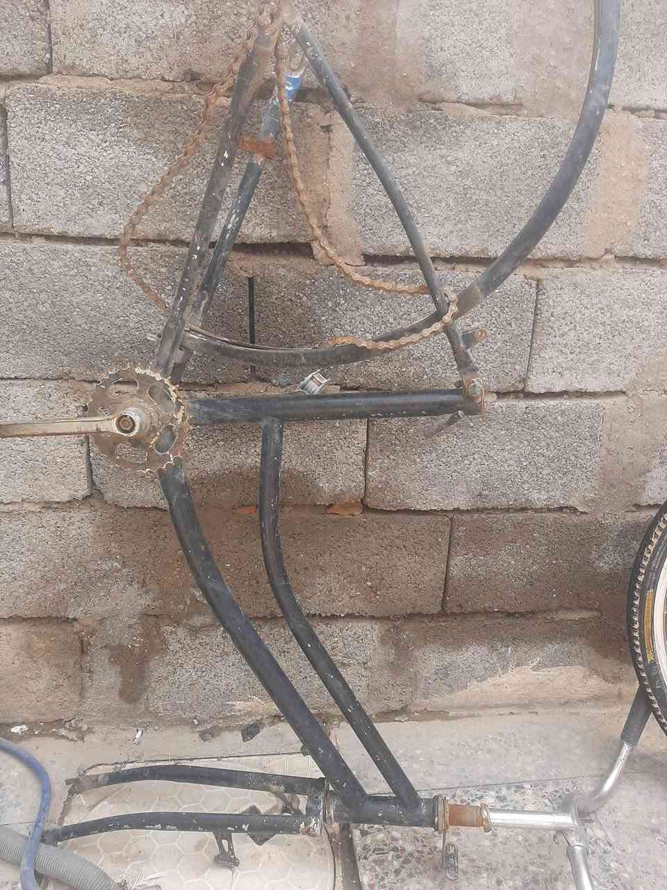 سلام عليكم سيبايه وتايرات 2 وسرج وماشه كلهن ب15 قفل وكرسي ضهر ب 15 المكان الكماليه


**إذا كنت صاحب هذا الإعلان وتريد حذفه لأي سبب، رجاءا أرسل رسالة إلى الدعم الفني**