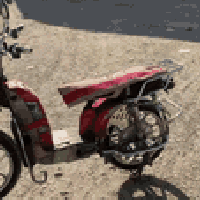 دراجه شحن للبيع باتريات زينه افحص واخذ السعر 125 وبي مجال 07810893510