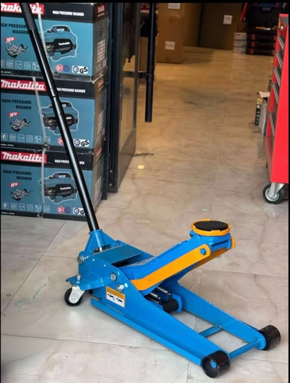 جك سيارة تمساح 
PROTECH🇩🇪
 5 طن دبل شاصي ثقيل 
دبل بستون 
نوعية راقية وذو مثانة عاليه
موقع المحل( كركوك شارع الاطلس )
السعر 150 الف
توصيل مجاني لجميع محافظات العراق


**إذا كنت صاحب هذا الإعلان وتريد حذفه لأي سبب، رجاءا أرسل رسالة إلى الدعم الفني**