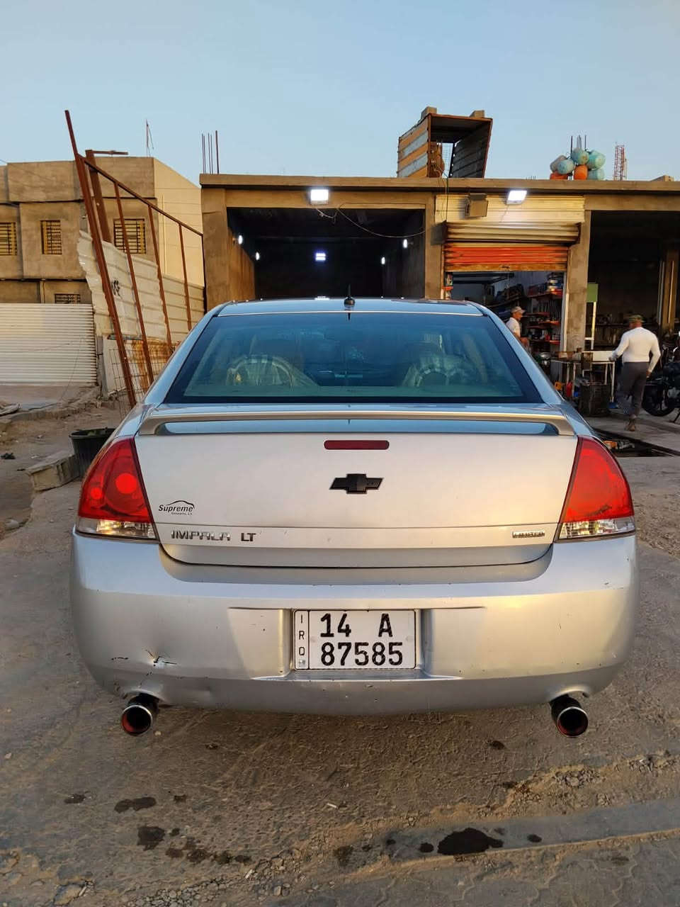 إمبالا للبيع او المراوس
موديل 2016 رقم بصرة دولي بإسمي 
مكينة v6 3600 
مكينة وكير وتبريد وحدادية جاهزة للاخير 
منظومة زنون عالي وناصي 
ضربتهة من امريكا جاملغ وبنيد 
ادامة كاملة من مكينه وكير ومنضومة الماء 
السعر 100 وبيه مجال قليل 
مكان السيارة بصرة شط العرب 
***********

