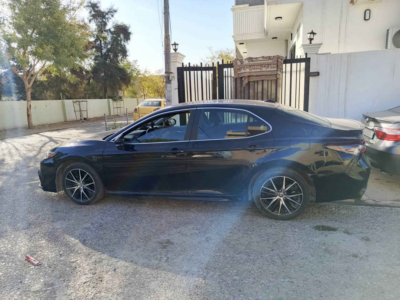 كامري 22 مواصفات SE بلاص حتى بصمه بيه 3 قطعه صبغ راس شاصي تعديل شي قليل ماشي 73 الف كيلو متر مكاني كركوك بسمي حتى دفتر بنزين موجود سعر 175 بيه محال قليل ***********
