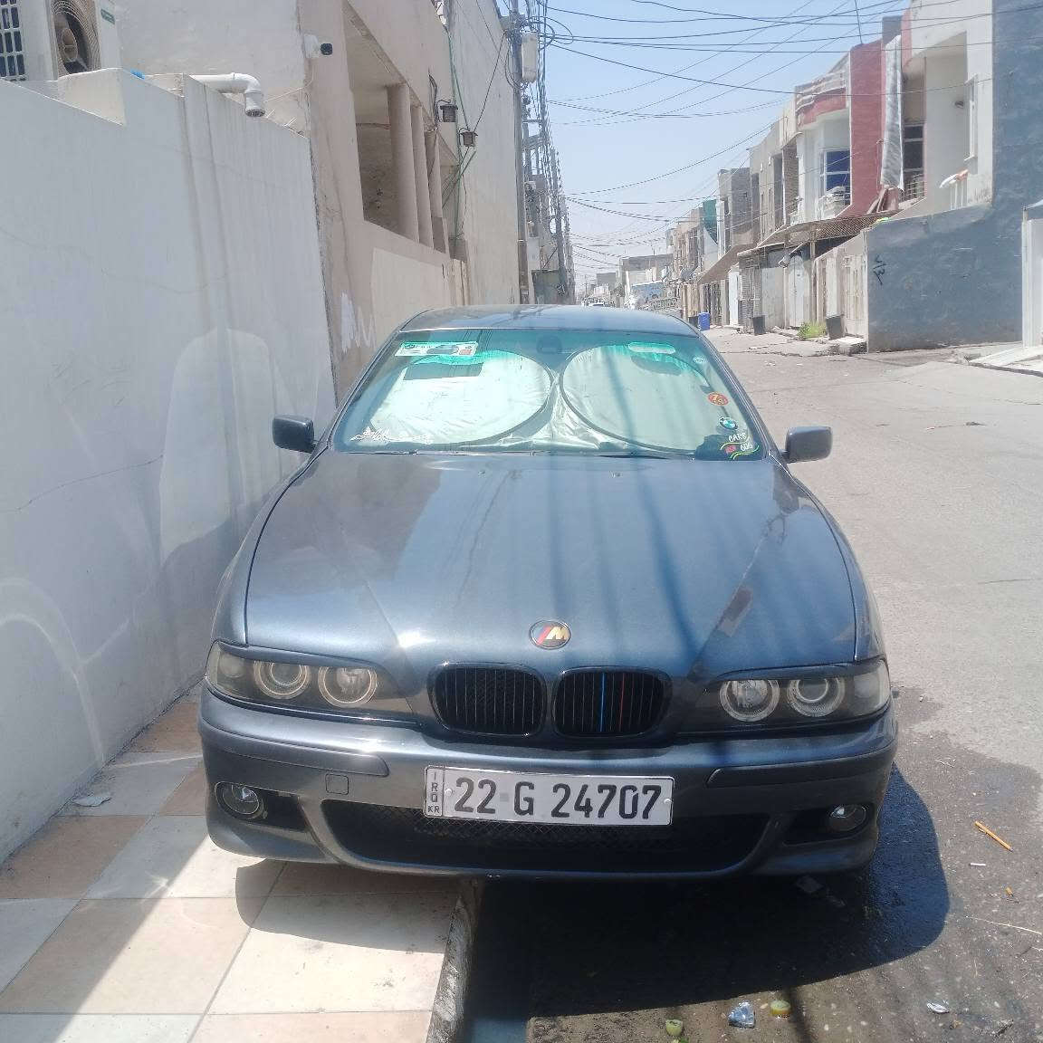 بیئێم سەقەر بۆ فرۆشتن مۆدیل ١٩٩٧ مەکینە ٥٢٥ سەیارەکە زۆر جوانە فول مواسەفات بەس سلایت نیە تەلەفۆن کوشن جلد جام کارەبای تەبرید گێر تۆماتیک هەموو بەشەرت سەیارەکە زۆر خاوێنە سوکان ڤۆلیۆمە دەحامی M ویل M  لایت ئەلقە رەقەم سەنەوی نوێیە 
ژمارەی مۆبایل 📞 *********** أربيل, العراق

