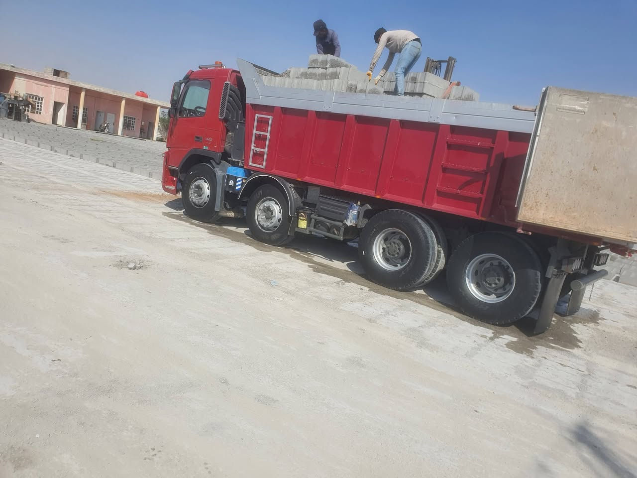 فالفو 2007مكين 420تايم كيس امامي تجار مجموعه النكي كير وتماتيك مكفوله
من الصبق تخم تاير جديد بيع مستعجل ***********رقم تلفون
