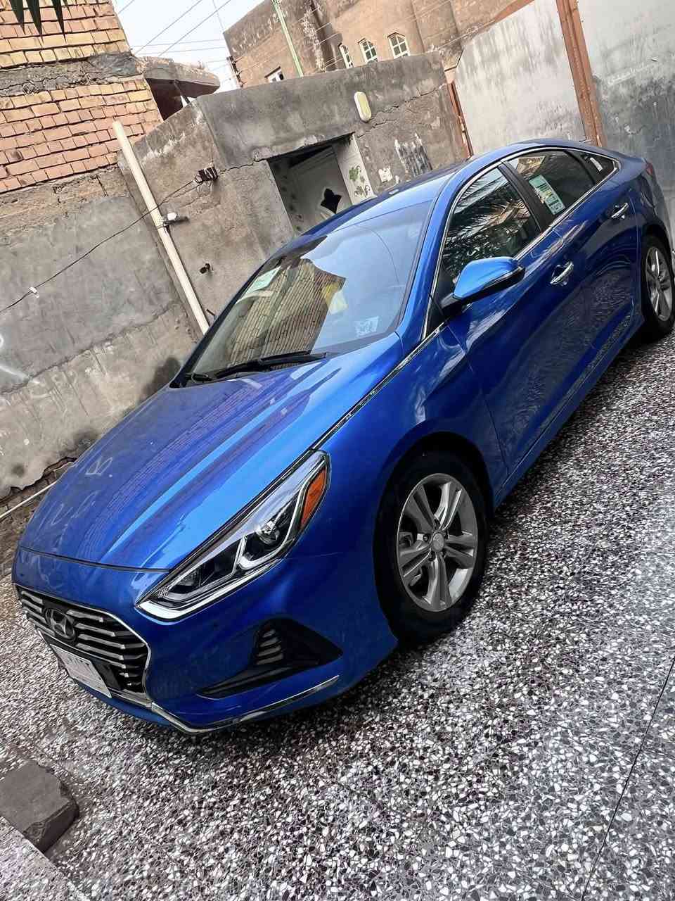 السلام عليكم ❤️
هونداي سوناتا موديل 2018 
رقم بغداد باسمي فول مواصفات مكينه كير حداديه بلاد تخم تاير حداديه مابيها نقص صور الحادث وسونار بالمنشور سعرها 117 بيها مجال مكاني السماوة
إلاتصال ***********
