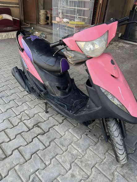 سلام عليكم دراجه ماكس عدله شلعه ومعدل كلهه شغله سعره 450مكاني محموديه
***********
