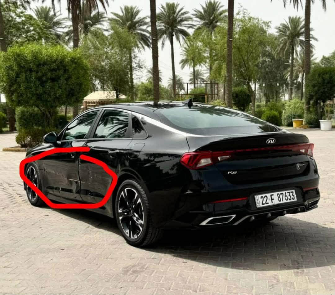 السلام عليكم سيارة كي فايف 

كشنات جلد ( Gt line )
كشنات كهرباء
مكينة 1600 توربو
ويل كب كروم
اشاير بالمري
حساسات
نظام سبورت
نظام ايكو
توقف ذاتي عند الاقتراب
(رقم اربيل الجديد تحويل مباشر باسمي )
الحادث : ربع بنيد فقط ( صور الحادث مرفقة )
ماشية :٧٢ الف ميل 
ملاحظة : السيارة صار بيها شخط تتعدل على البارد جاملغ + بابتين صور الطخة موضحة مع الصور
السعر : 140 
موديل : 2021
الرقم : ***********  إذا ما حصلت ع الخط متوفر واتساب
