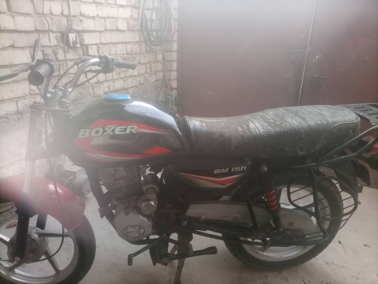 السلام عليكم دراجة بوكسر محرك ام تي ام للبيع السعر 200 مكاني كربلاء رقم التليفون ***********
