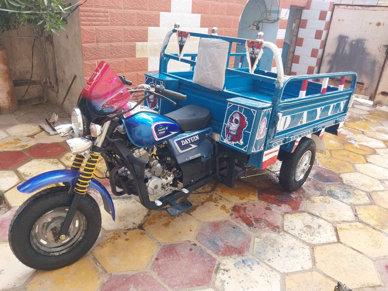 دايوان اوراق مديل 2018 جاهزه اي نقص مابيه سعره ١٦٥٠ بيه مجال حك الجيه
المكان ذي قار..قلعة سكر 
***********
***********
الواته لحد يعلق يجيك رد مايعجبك
