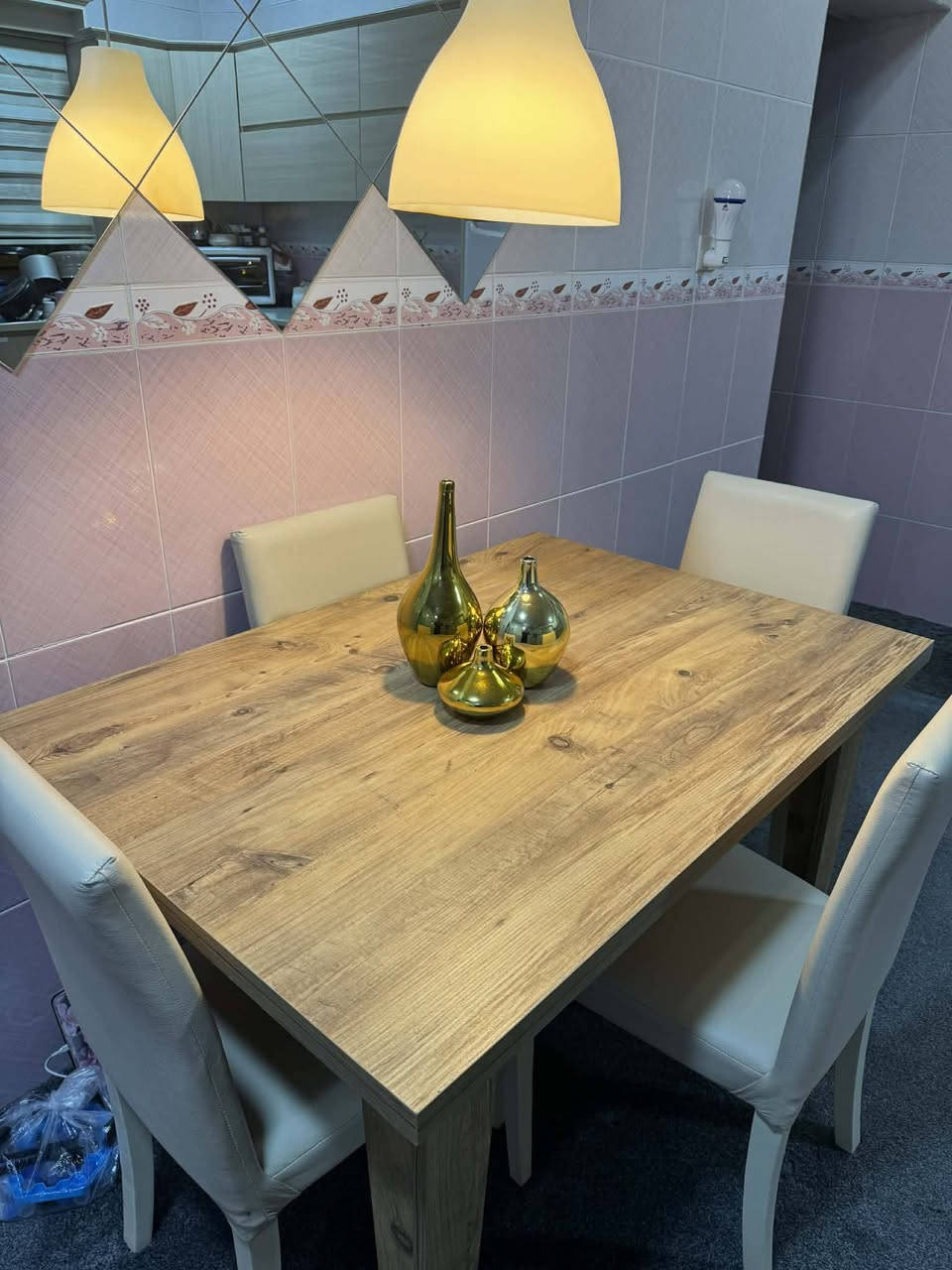 ئەم تاقمە بۆ فرۆشتن تازەو ڪەم بەڪار هاتوو نرخی ١٢٠ هەزار......سلێمـــــانی


**إذا كنت صاحب هذا الإعلان وتريد حذفه لأي سبب، رجاءا أرسل رسالة إلى الدعم الفني**