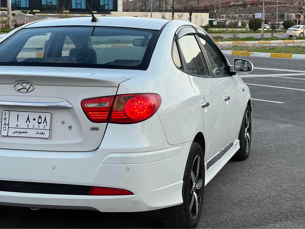 ئافانتى ٢٠١٠ 
هايبرد و بةنزينة
هايبرد بيلاد  بيلاد هايبريدة
سپؤرتى بيلاد ويل سوپؤرت 
گيچ وةنةوشة لايت رةش بةگلايت ليزةرى 
ئكؤ مةكينة بجوك ديكشن بةرز
ئاوينة ئيشارةت و كارةباى 
كوشن جلد و هيتةر ناو زةرد
هةموو گيانى بةشةر
‎سةيارةكة هى مالانة هى مةعرةزجى و شت نية
‎چركةو يةك گةلا شوخوت و دوو گةلا ببرة لة مالةكة بئ منةتم
‎مةكينة بجوك ديكشن بةرز
‎سةقفى شوشة و بئ جال و بئ شوخوت
‎هةموو كيانى دةست كارى كراوة يةك دينار مةسرةفى نية   پاترى تازة
‎رؤنى كير و مةكينةى تازة گوراوة 
‎٤تايةو ويلى ناو پاكةتيم بؤ بةستوة
‎بانس تازة هةموو كيانى چاك كراوة بؤ  حةيب و عار مةكةرئ 
‎لة دةعامى بؤ دةعامى بةشةرت   
‎كؤديم بؤى كردوة بة ناوى خؤمة 
‎براوةى دوبةى 
‎***********ڤايبةر
***********
‎وةتس ئاپيشى لةسةرة 
‎لة كومئيت و چات مةعامةلة ناكريت رانية, السليمانية
