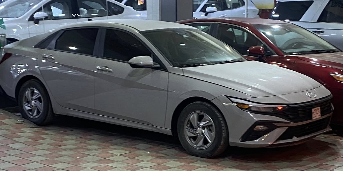 النترا 2024
حره رقم بغداد مشروع وطني
محرك 2000 دوش 
اللون أسمنتي 
ماشيه 31 الف ميل
بيه صبغ ربع البنيد فقط 
الايرباك راجع سستم اصلي 
السياره جديدة بدون اي نقص 
السعر160$ وبيه مجال بسيط
للإستفسار ***********
