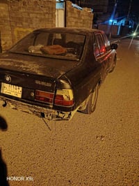سياره موديل ٩٢ رقم بغداد بسمي سعره ٢٠ ورقه عليه غرامه ٥٠٠ الف ينزل من ...