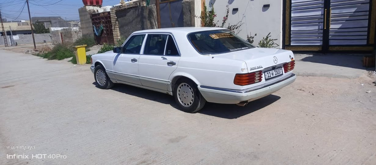 *للبيع مرسيدس 300 رئاسي*

*المواصفات:*
- موديل: 1988
- رقم: بغداد
- مشروع وطني
- سنوية لل 2027
- شرط تتكاتب مع المالك الشرعي
- كير، محرك، سبير كهربائيات، دواخل: شرط شركة
- تخم تاير جديد
- حدادية نظيفة مع دبلات وباقي ما يتعلق بالحدادية الامامي والخلفي جبتهن بالجنطه الشراي اذا يريد يشدهن 
- سنتر لك
- السيارة تعجب الشراي
- كتلوكات السيارة موجودة

*المكان:* واسط، صويرة

*السعر:* 65 وبيها مجال

*للاستفسار:* ***********
