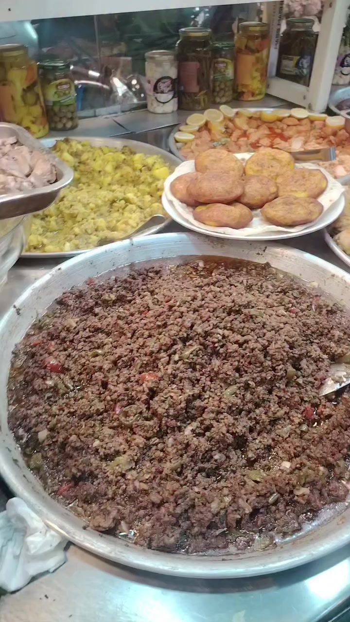 اليوم قبل قليل السحور في منطقه للصدريه سحورات خفيفه طعم شعبي راقي والأسعار مناسبه احسن من مطاعم هذيج الصفحة سعرهم نار 😏😏ولازم شرط تلبس، احم وجماعه لازم بشتات مدري دراعات😏😏✌️


**إذا كنت صاحب هذا الإعلان وتريد حذفه لأي سبب، رجاءا أرسل رسالة إلى الدعم الفني**