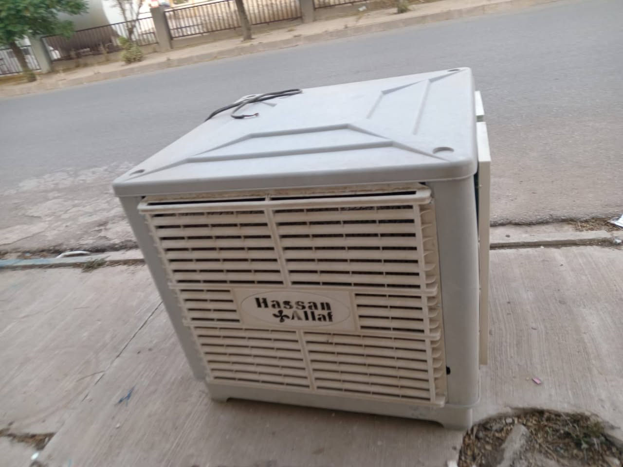 شوێن چم چماڵ گەرەکی ئەنفالەکان  تەنیشت خەسلی بریقە
پێش ئەوەی بگەیتە مزگەوتی سالار فەقێ
 ئەو فەرعەی دەچێ بۆ ئاسایشەکەو مەرکەزەکە
***********
***********
Everyone Products

