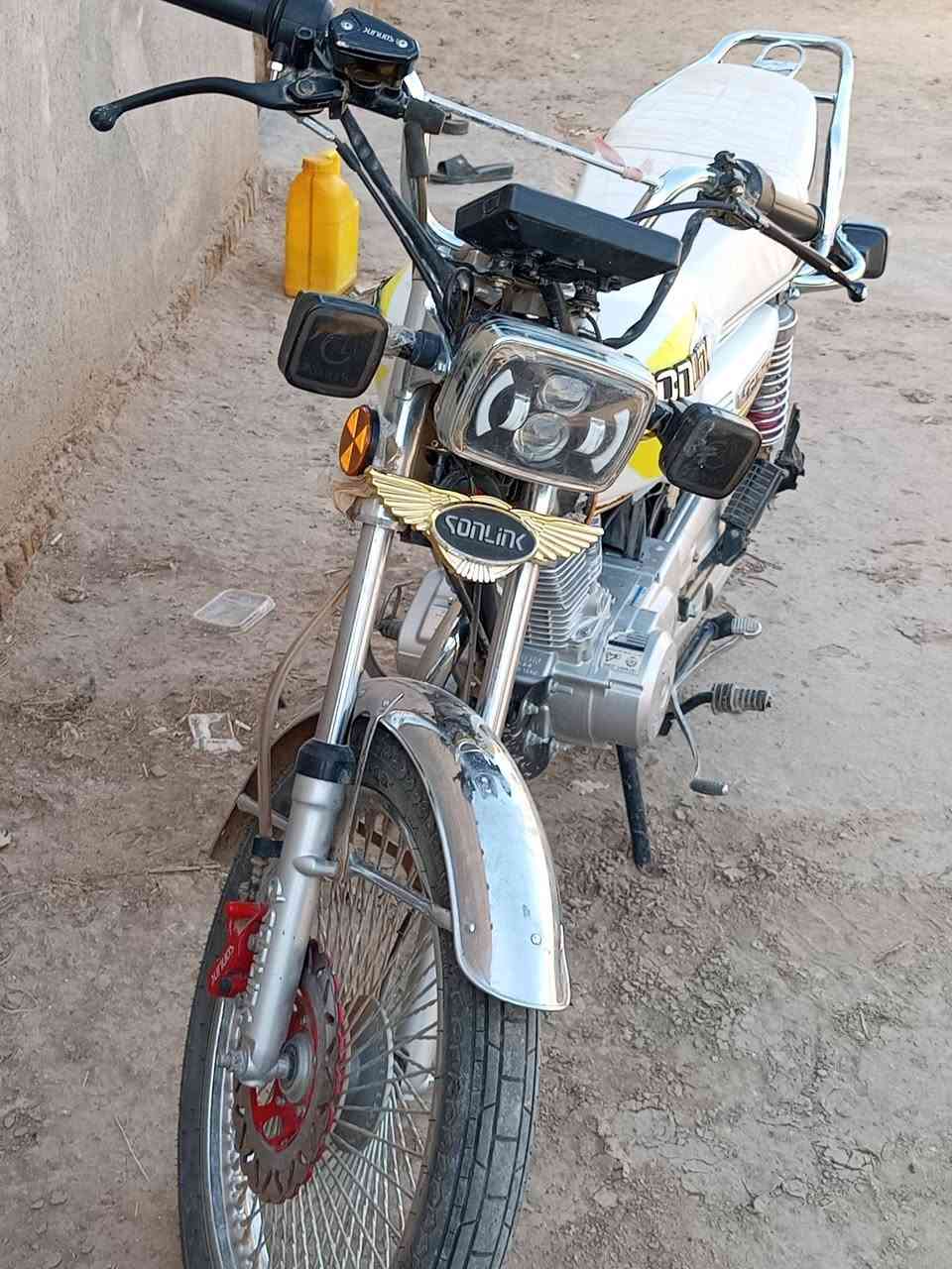 دراجه للبيع موديل 24 اوراق استنساخ مكان الرفاعي السعر 500 وبيه مجال قليل


**إذا كنت صاحب هذا الإعلان وتريد حذفه لأي سبب، رجاءا أرسل رسالة إلى الدعم الفني**