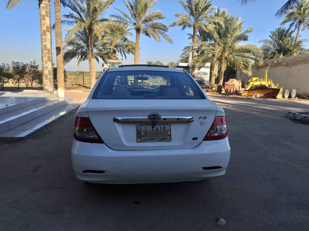 سلام عليكم بيوايدي مديل 2013
مكفول من الضربه ولتبديل ماعده مكانين بارد راشهن صبغ 
ولباقي كفاله عامه سياره على وضع الشركه 
مكينه وكير شرط وضع شركه حداديه جديده تخم تاير جديد كهربائيات كله شغاله سياره فول مواصفات السعر 60 وبيه مجال لطيبين مكان السياره ديوانيه قضاء الشاميه الرقم 
***********
